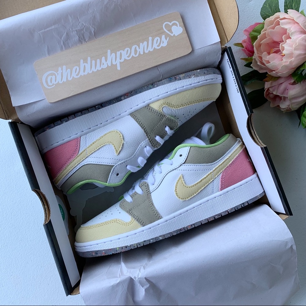 Air Jordan 1 Low NWT - Picture 2 of 11